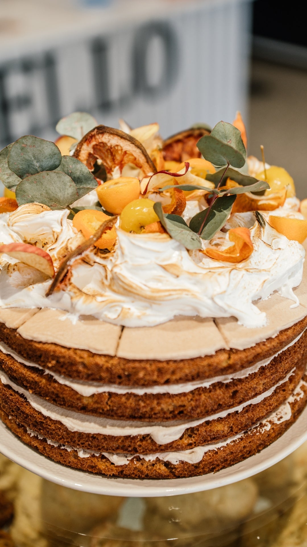 CLASSIC CAKES