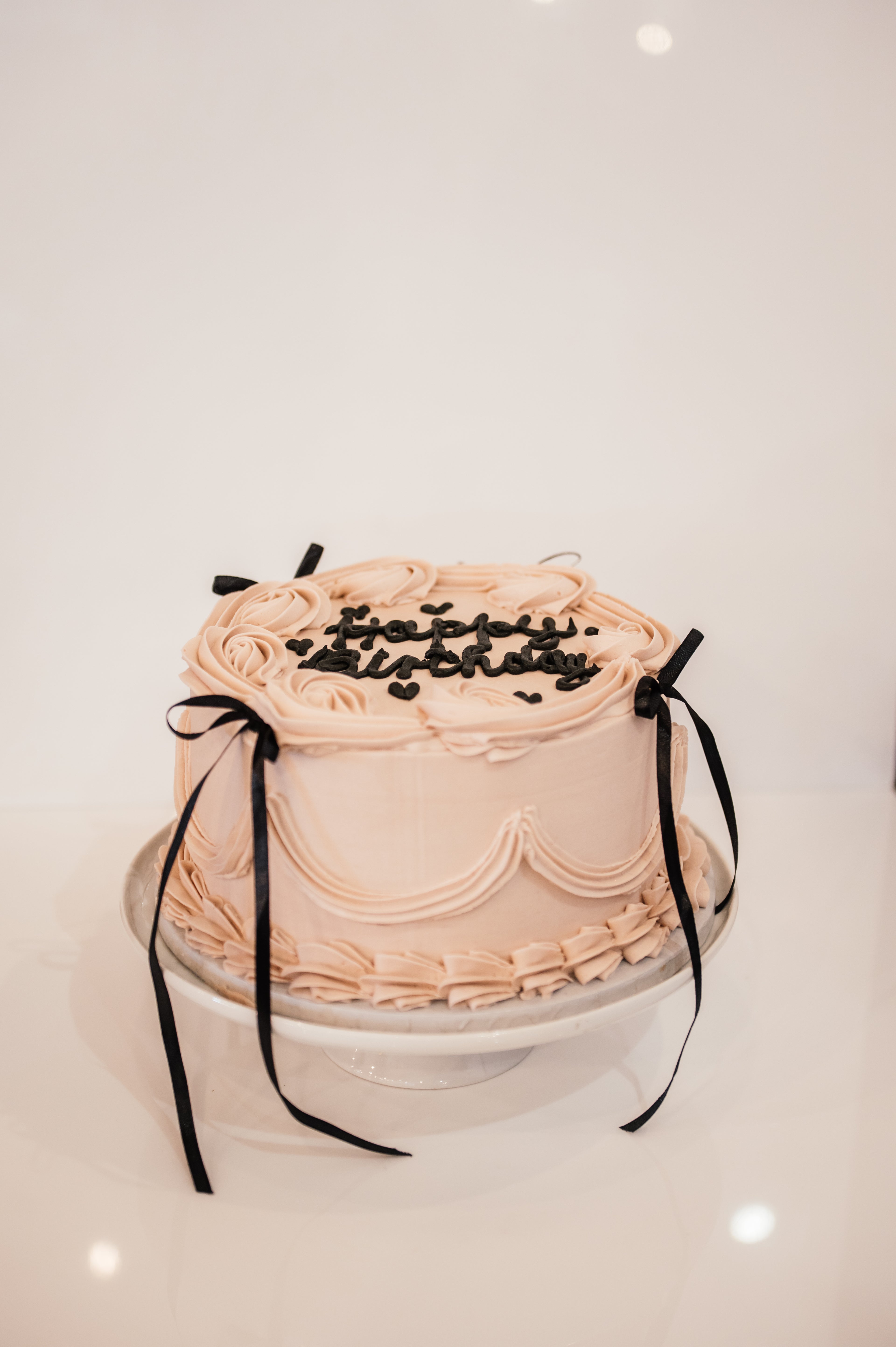 Pretty Bows Cake