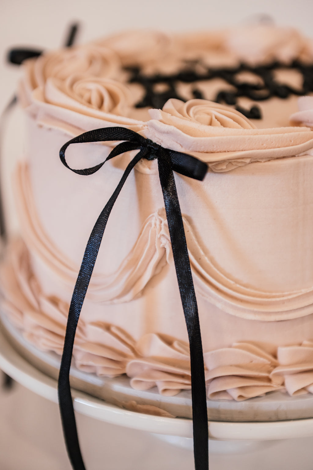Pretty Bows Cake